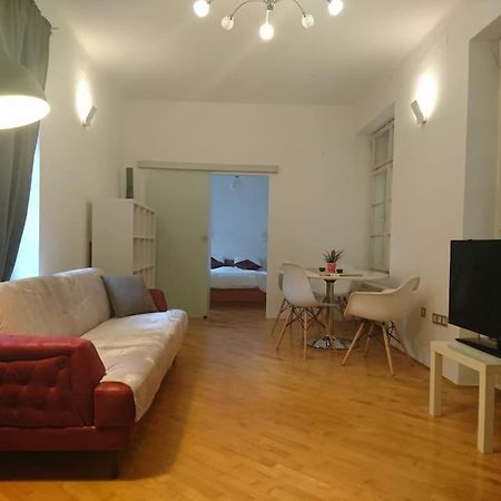 Apartment Rahela Загреб Экстерьер фото